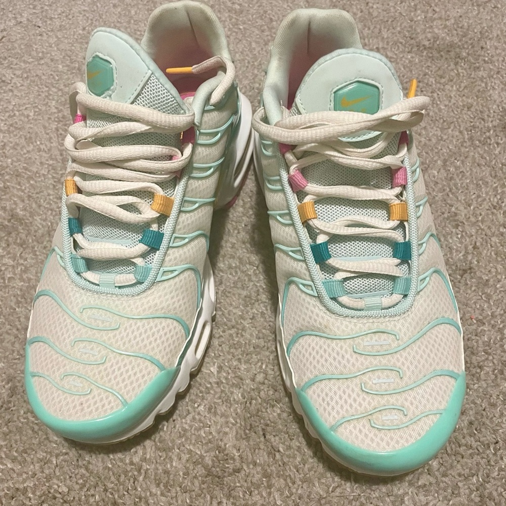 Nike air max premium “tropical twist”